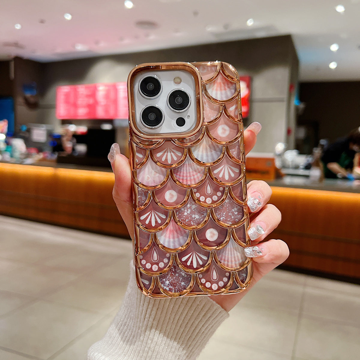 Apple iPhone Pro Series Luxury Colorful Glitter Fish ||Mobile Phone Case (Gold)