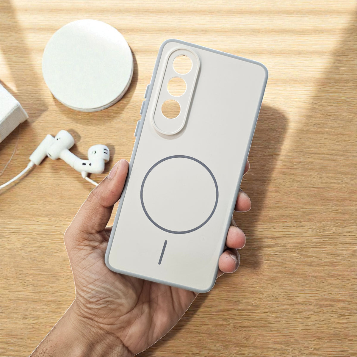 OnePlus Nord Ce 4 5g Premium Magsafe Printed Candy Color Back Case - Cream White