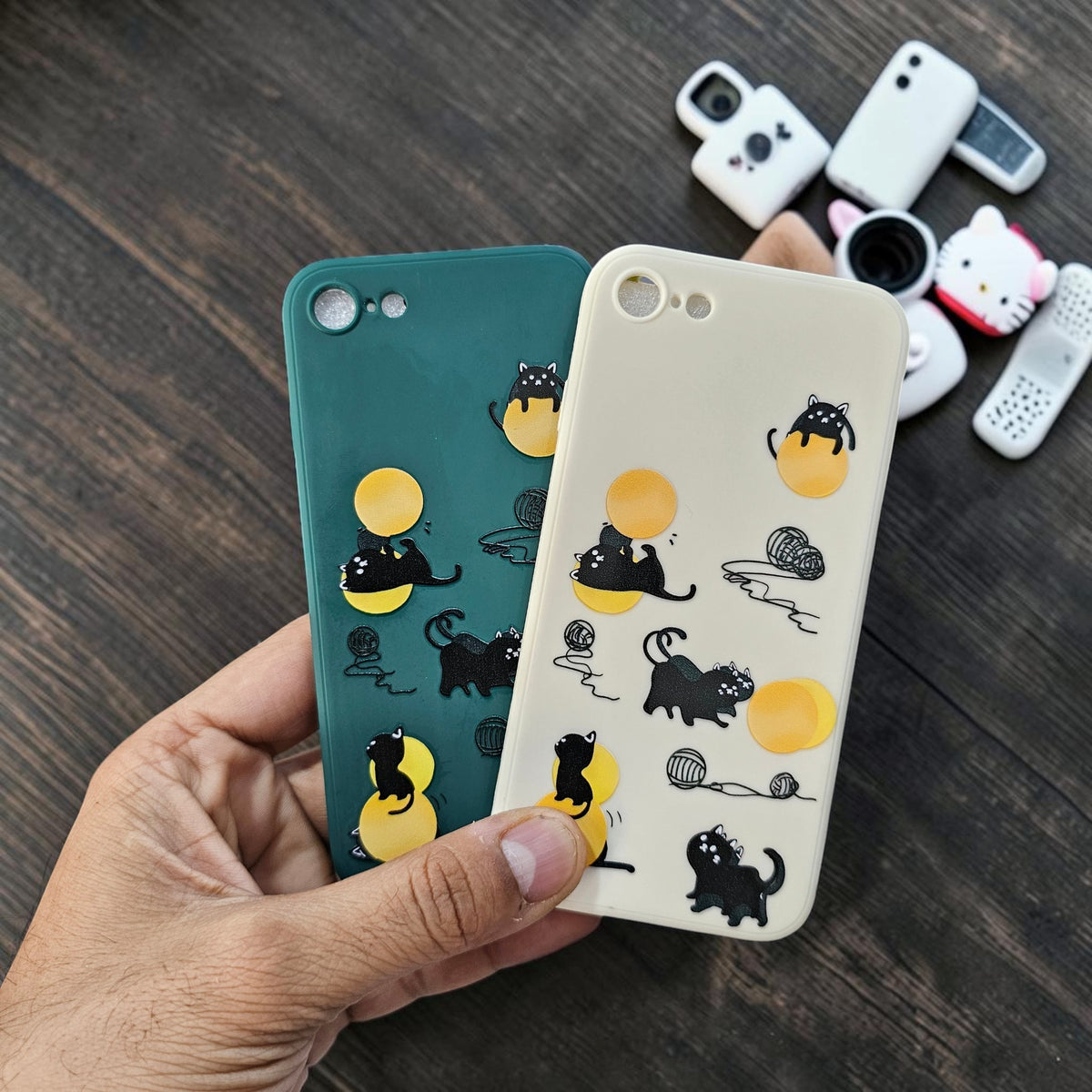 (Pack Of 2)IPhone 7/8 5g Premium Flower Printed Girlish Back Case Cover - Combo 1