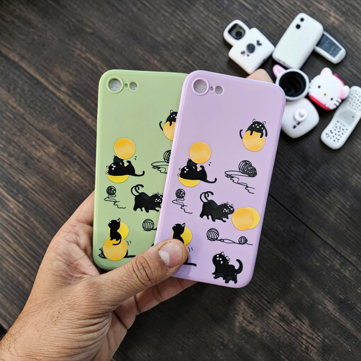 (Pack Of 2)IPhone 7/8 5g Premium Flower Printed Girlish Back Case Cover - combo 2