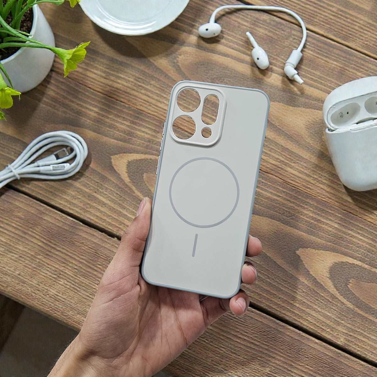 Oppo Reno 14 5g Premium Magsafe Printed Candy Color Back Case - Cream White
