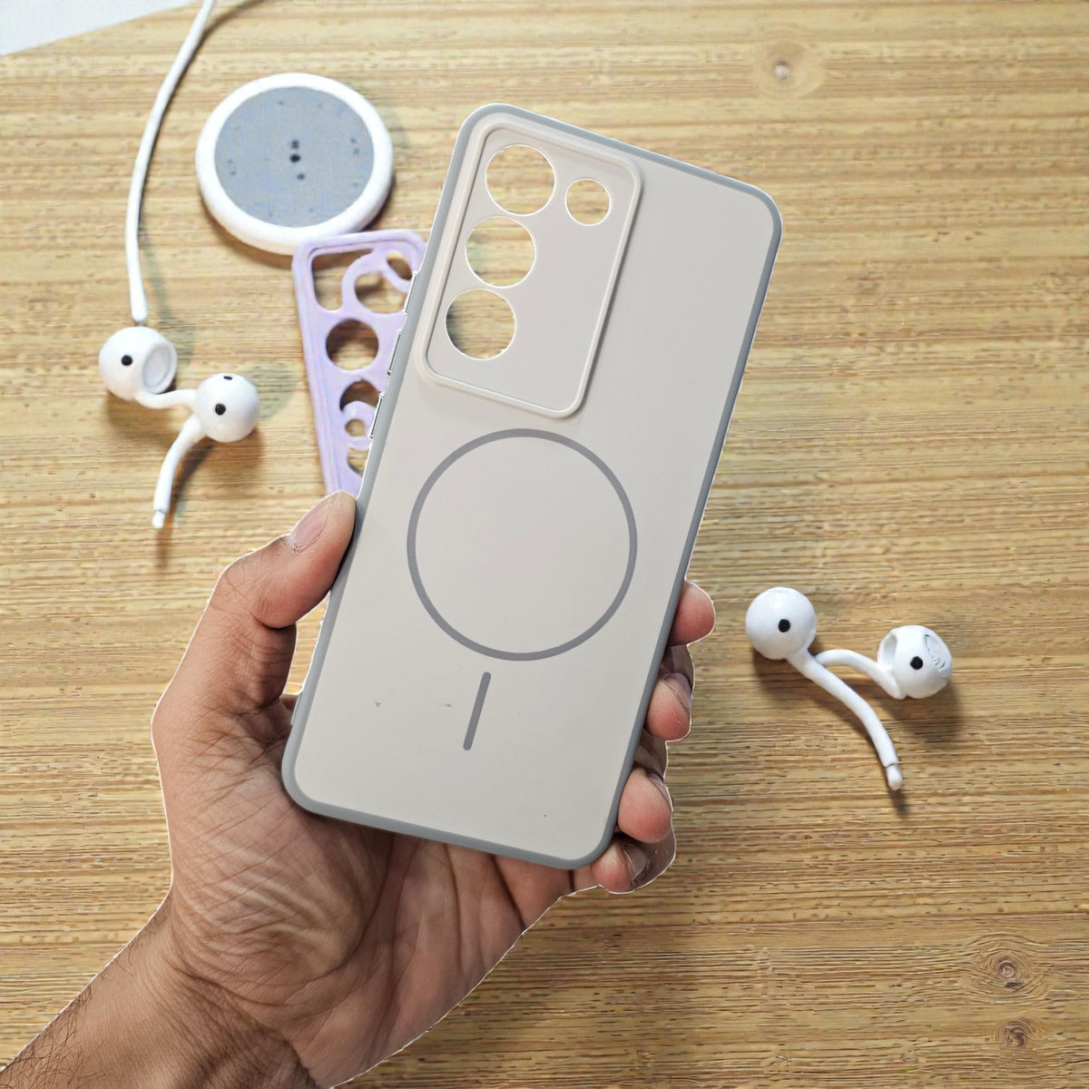 Vivo T3/Y200E 5g Premium Magsafe Printed Candy Color Back Case - Cream White