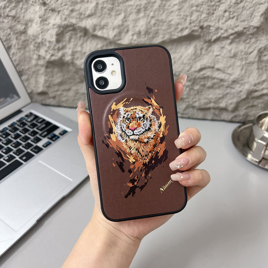 Apple iPhone 12/12 Pro Premium US POLO Assn. Embroidery Leather case with Magsafe - Tiger 1