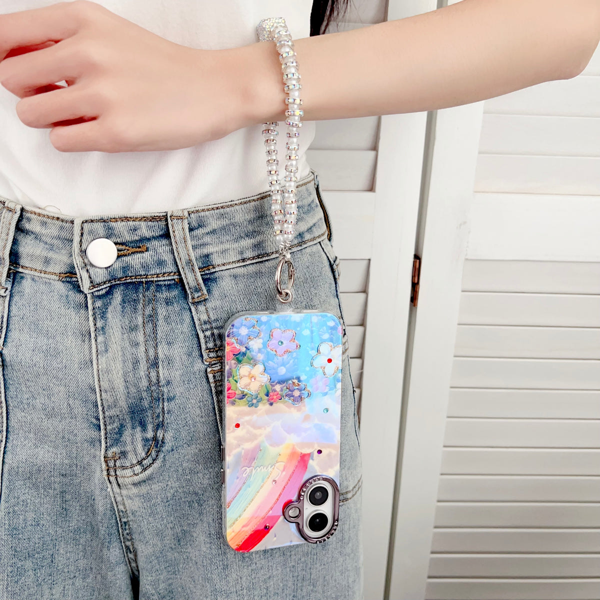 Apple iPhone 16 Series 3D Hot Trending Charms Rhinestone Flowers case - Pattern 2