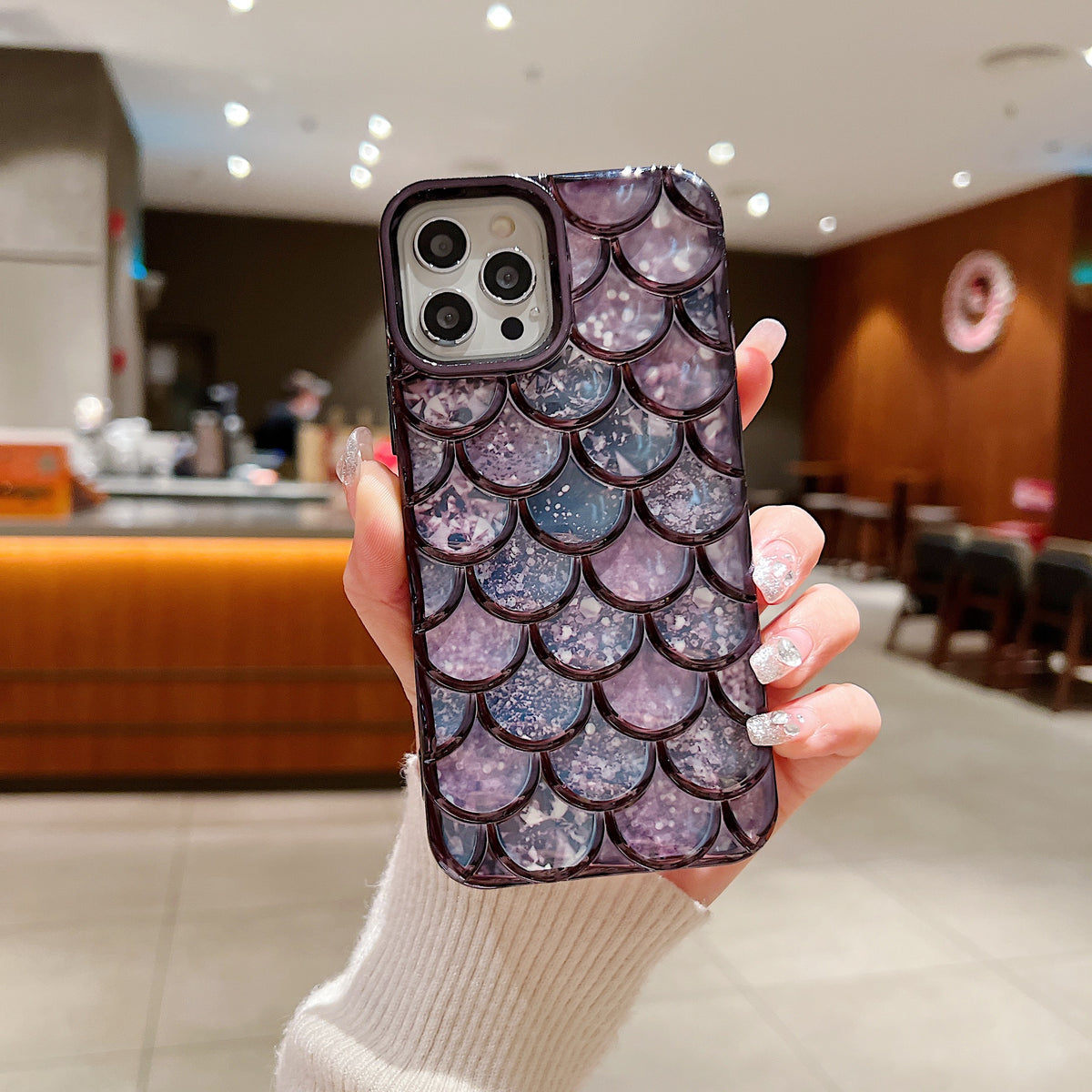 Apple iPhone Pro Series Luxury Colorful Glitter Fish ||Mobile Phone Case (Black)
