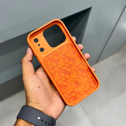 Santa Barbara Questa - Orange With Magsafe Case (17 Series)